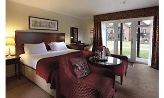 Macdonald Elmers Court Hotel