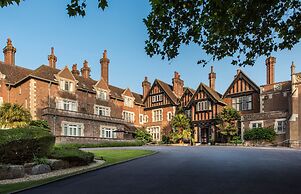 Macdonald Elmers Court Hotel