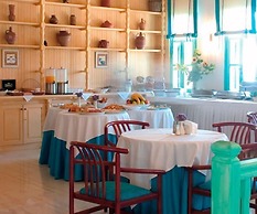 Poseidon Hotel & Suites