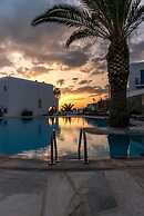 Poseidon Hotel & Suites