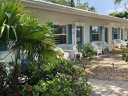 Marco Island Lakeside Inn