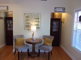 Marco Island Lakeside Inn