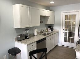 Marco Island Lakeside Inn