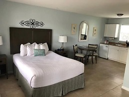 Marco Island Lakeside Inn