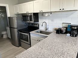 Marco Island Lakeside Inn