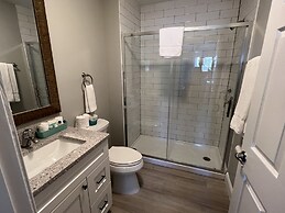 Marco Island Lakeside Inn