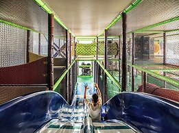 Falkensteiner Club Funimation Borik