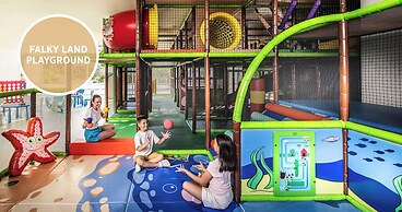 Falkensteiner Club Funimation Borik