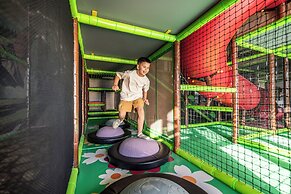 Falkensteiner Club Funimation Borik