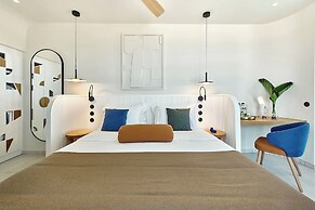 Paralos Kosta Alímia