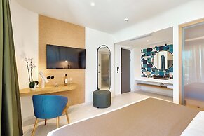 Paralos Kosta Alímia