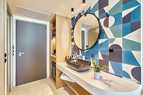 Paralos Kosta Alímia