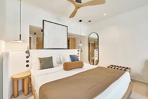 Paralos Kosta Alímia