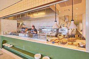 Paralos Kosta Alímia