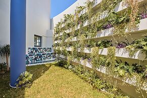 Paralos Kosta Alímia