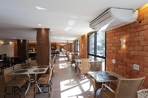 Oasis Plaza