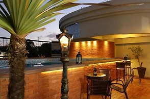 Oasis Plaza