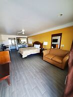 Deluxe Inn & Suites
