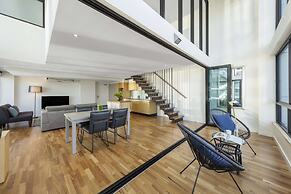 Oaks Melbourne on Market Hotel