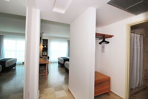Rivoli Select Hotel
