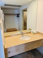 Rivoli Select Hotel