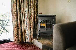 Friday Harbor Suites