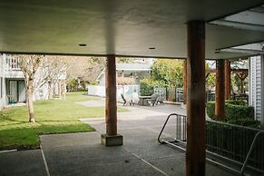 Friday Harbor Suites