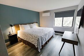 Friday Harbor Suites