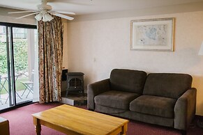 Friday Harbor Suites