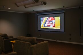 Friday Harbor Suites