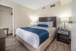 The Breakers Hotel & Suites