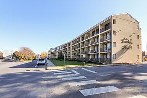 The Breakers Hotel & Suites