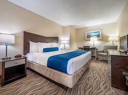 The Breakers Hotel & Suites