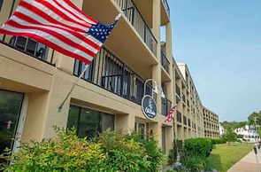 The Breakers Hotel & Suites