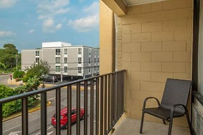 The Breakers Hotel & Suites