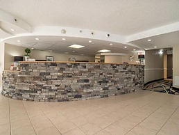 The Breakers Hotel & Suites