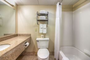 The Breakers Hotel & Suites