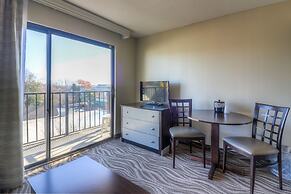 The Breakers Hotel & Suites