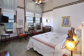 Palace Hotel Port Townsend