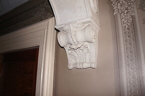 The Silver Fountain Inn