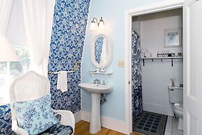 The Silver Fountain Inn