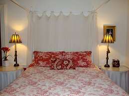 The Silver Fountain Inn