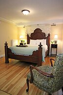 The Kennebunk Inn