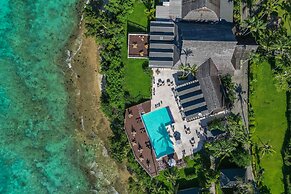 Iririki Island Resort & Spa