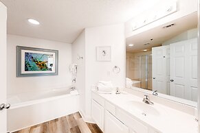 Palacio Condominiums