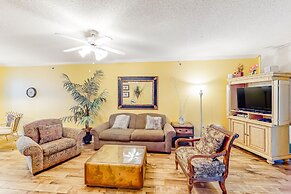 Palacio Condominiums