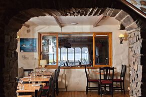 Casey's of Baltimore Collection