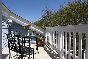 Olallieberry Inn B&B