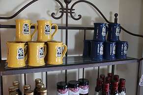 Olallieberry Inn B&B