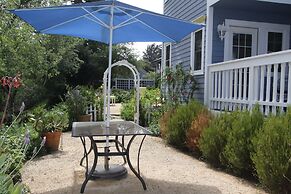 Olallieberry Inn B&B